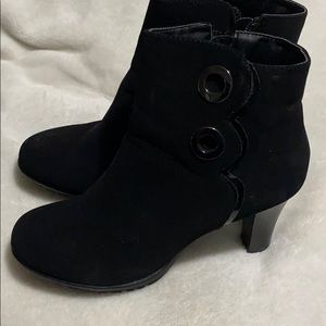 Women’s booties